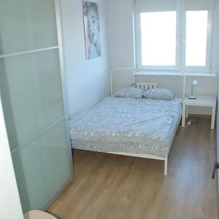 Апартаменты Mieszkanie 2 Pokojowe Z Widokiem Na Morze Гданьск